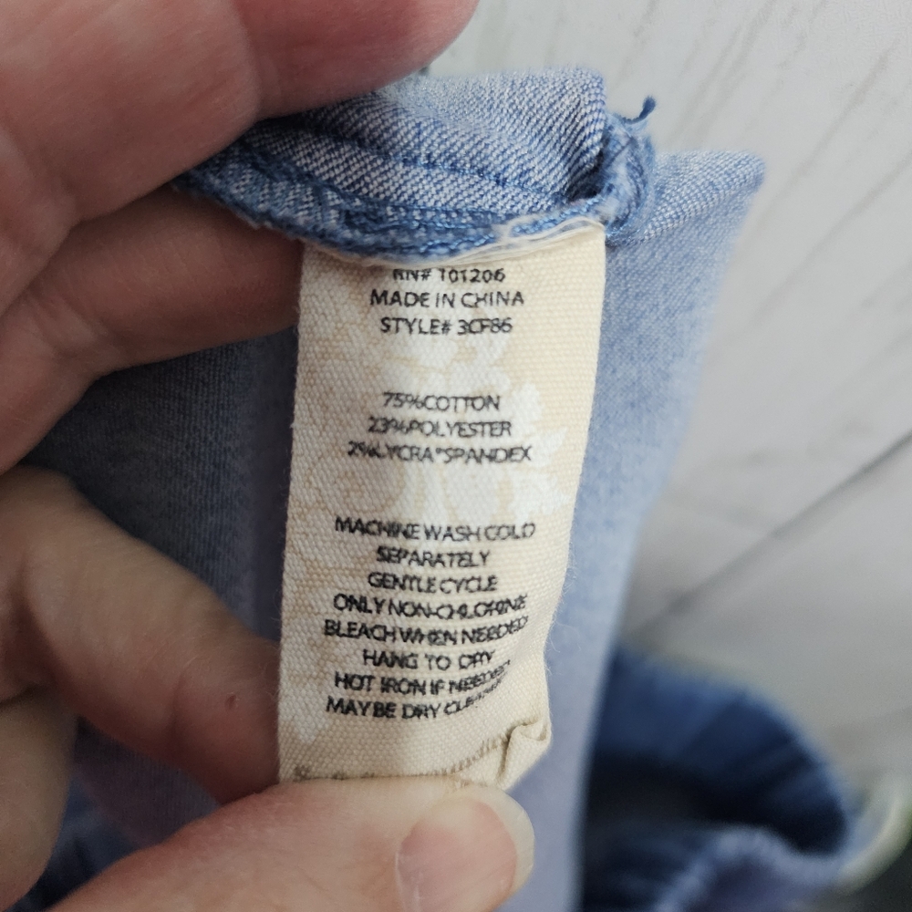 Soft Surroundings Blue Floral Print Jean Stretch Denim Jeggings Size XL Petite. - Picture 7 of 7
